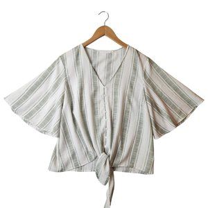Lush Ivory Olive Button Down Tie Front Flounce Sleeve Cropped Blouse Size Medium